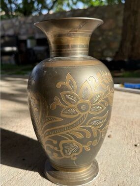 Antique-Style Brass Floral Vase - Gold and Bronze Finish